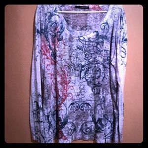 Women’s long sleeve top